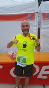 Luca con la medaglia della DJ Ten